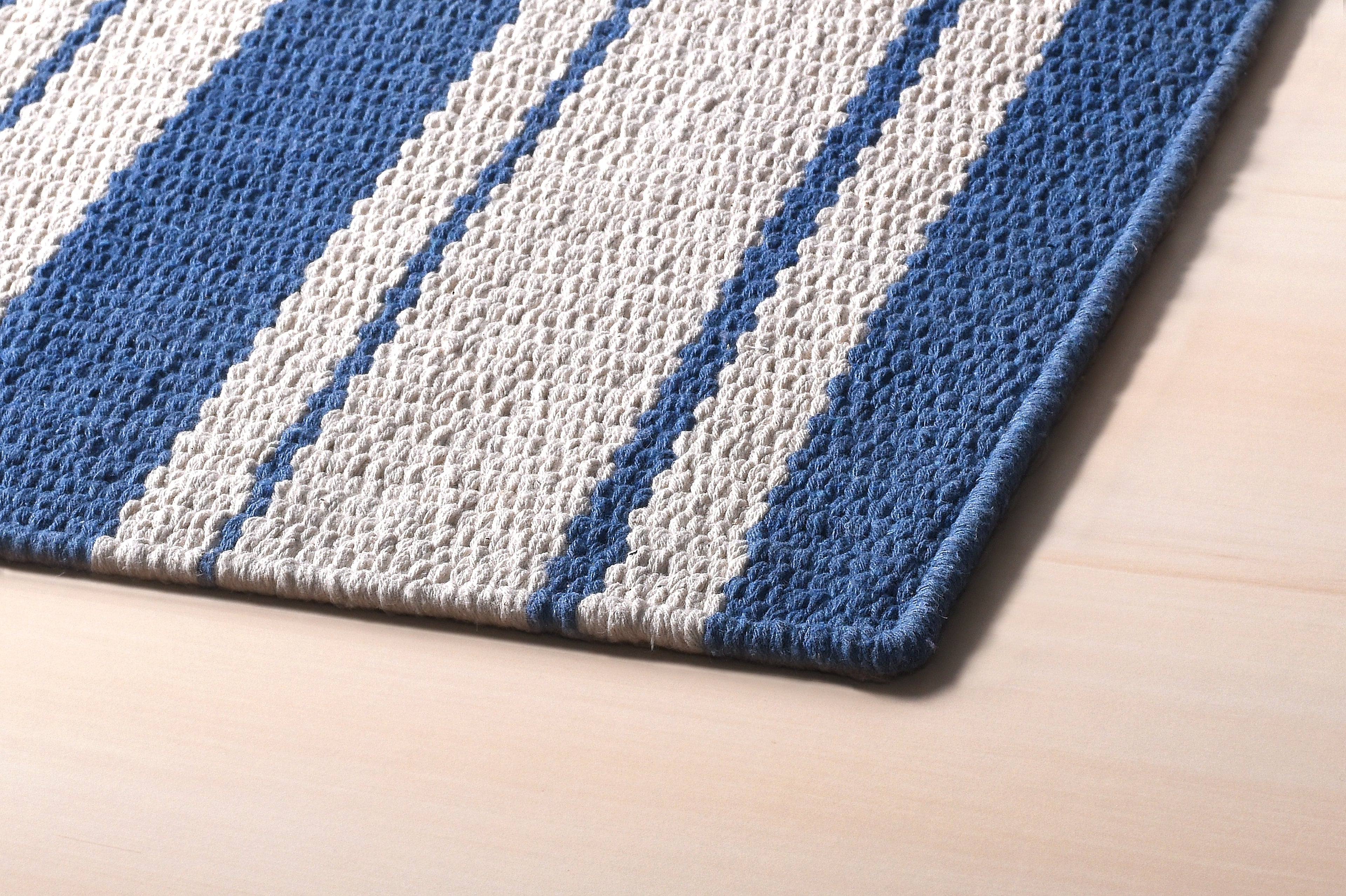 Tide Area Rug