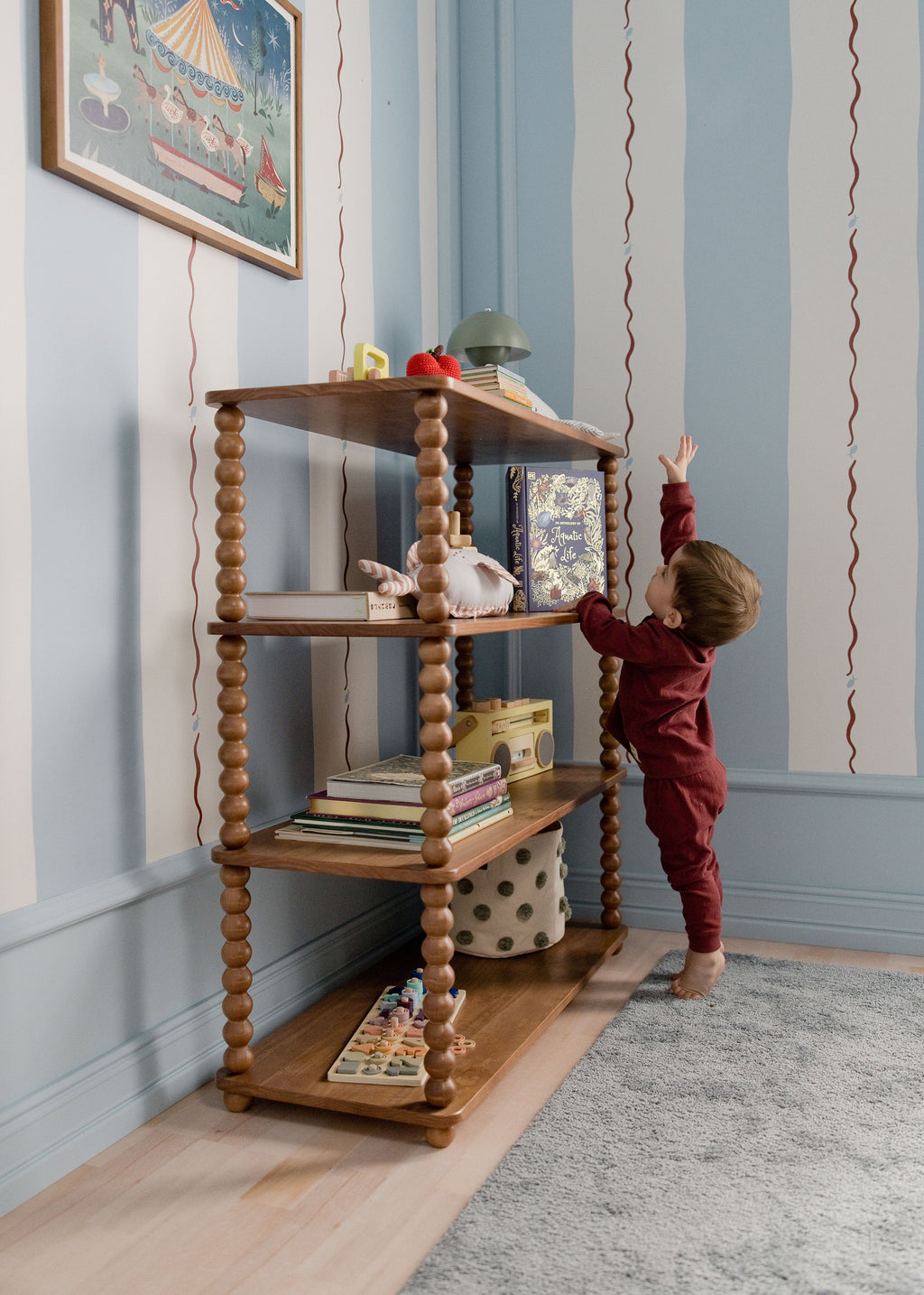 Briar Shelf