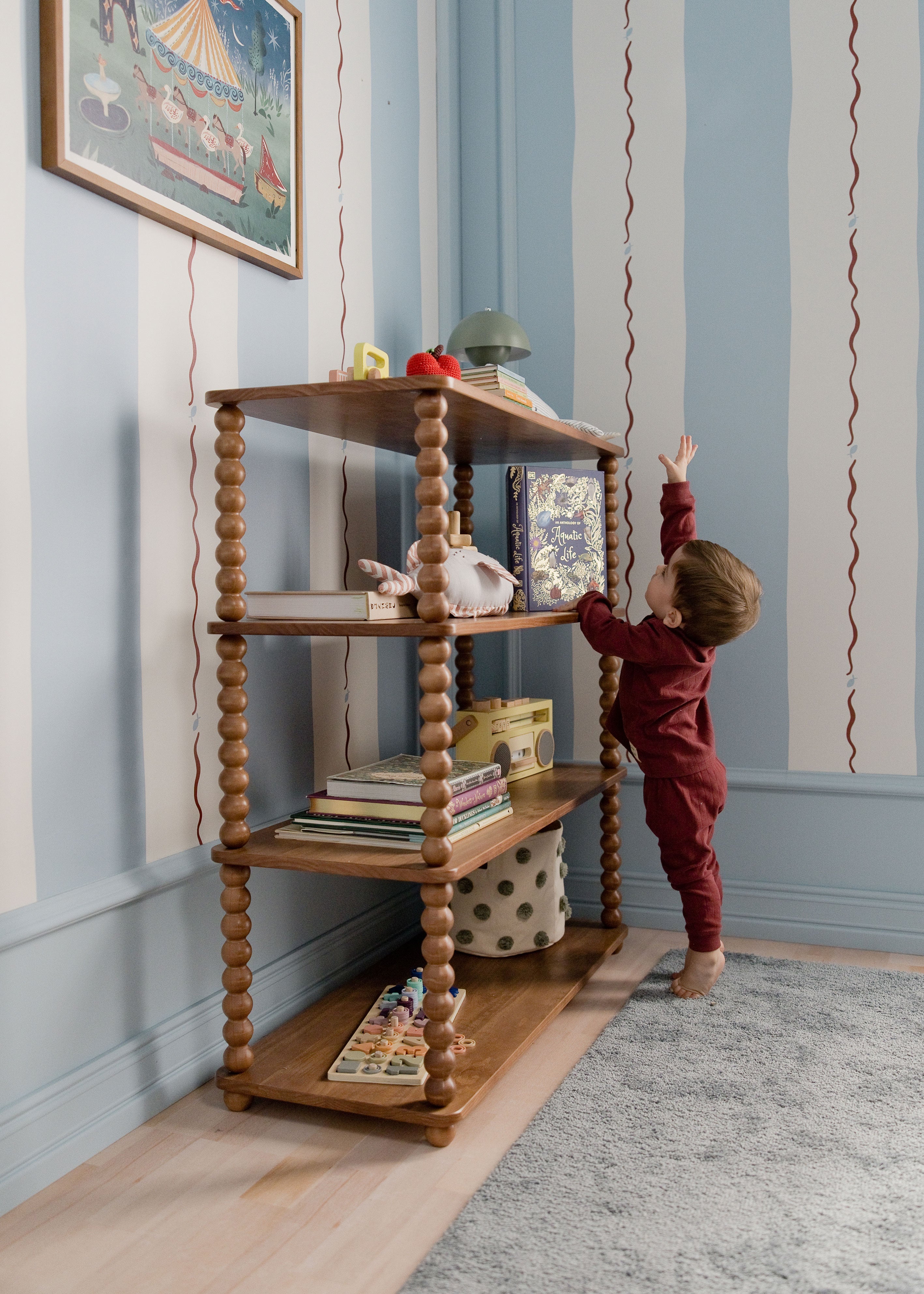 Briar Shelf