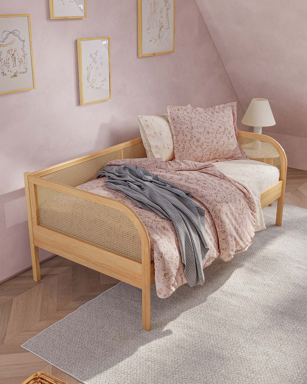 The Cove Daybed