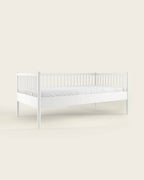 The Acre Daybed
