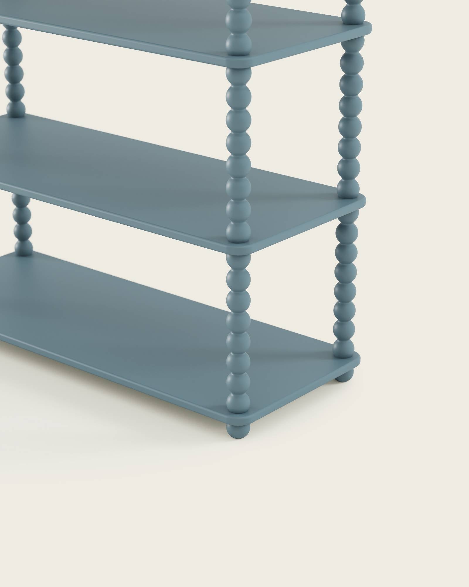 Briar Shelf