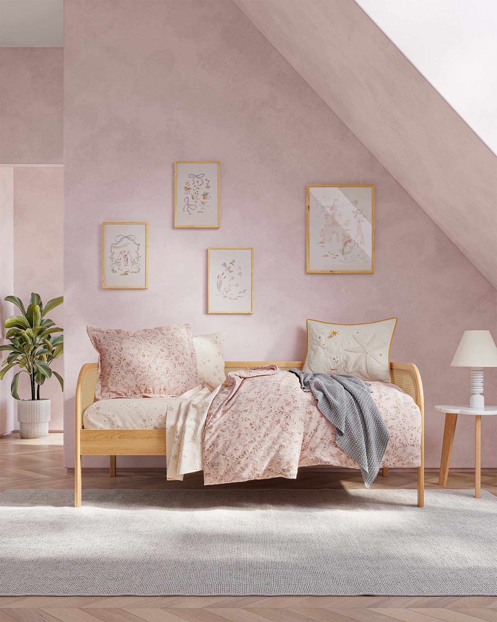 The Cove Daybed
