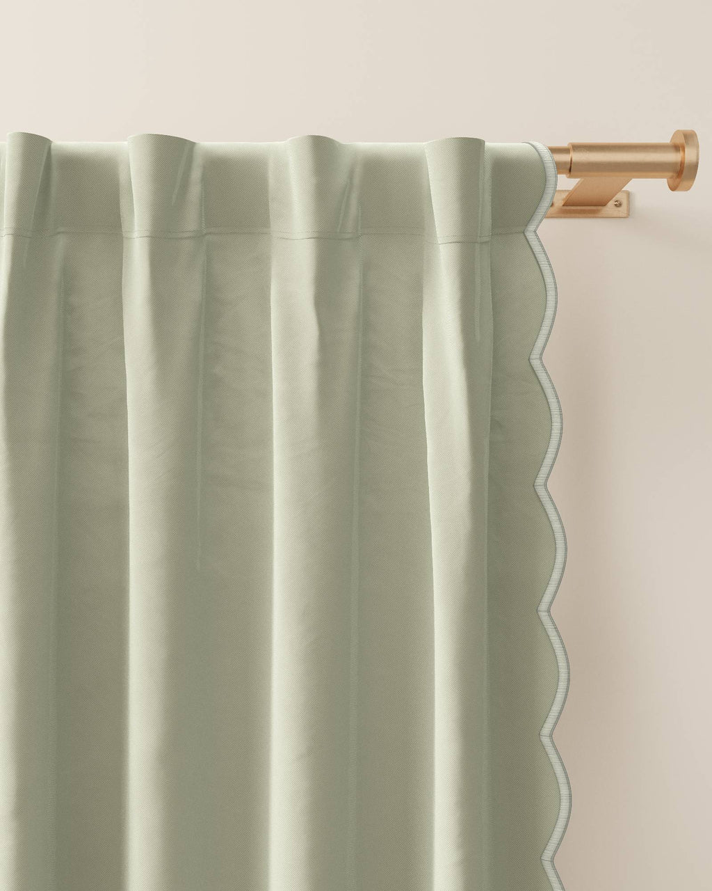 Scallop Edge Blackout Curtain
