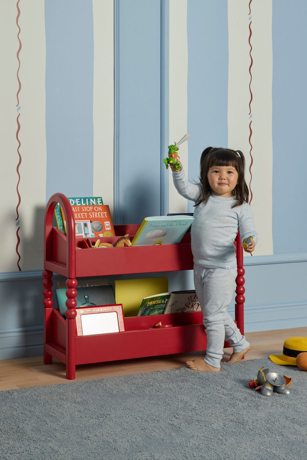 Briar Montessori Bookshelf