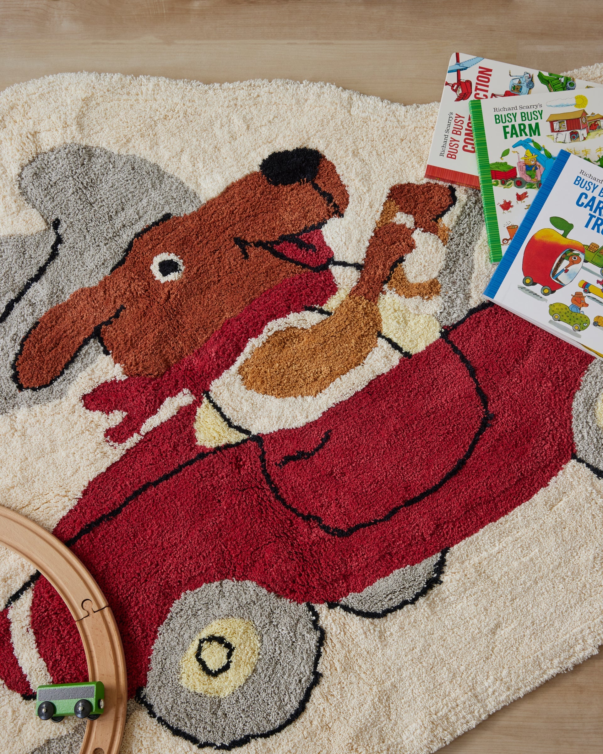 Dingo Dog Car Washable Rug | Richard Scarry x Nestig